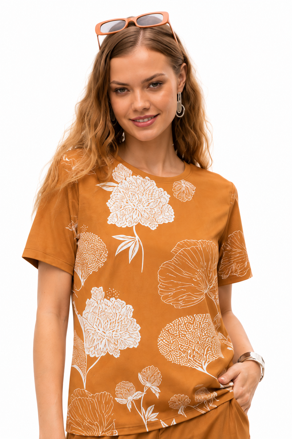 Mesmerro Sage Meadow Floral Printed Women’s Co-Ord Set with Round-Neck Short-Sleeve Top & Straight-Fit Pants