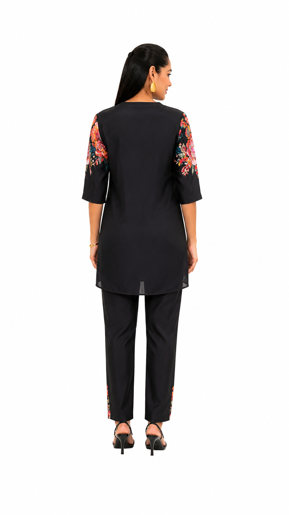 Mesmerro Midnight Bouquet Floral Printed Women’s Co-Ord Set with Split-Neck 3/4 Sleeve Tunic & Tapered Pants