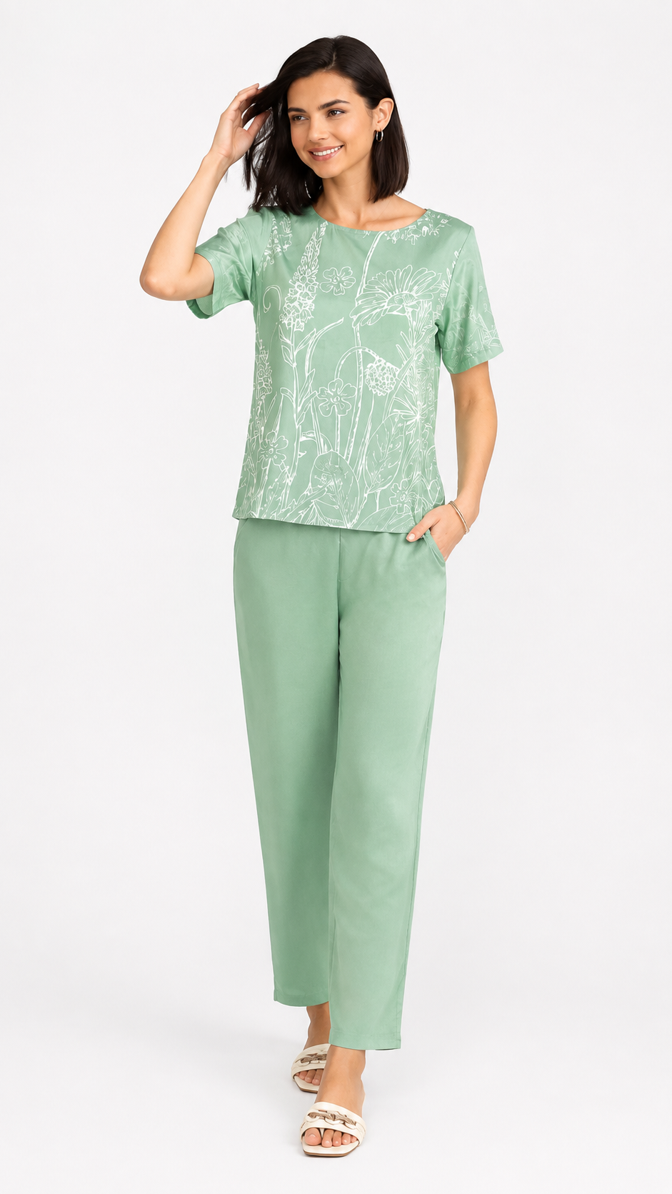 Mesmerro Sage Meadow Floral Printed Women’s Co-Ord Set with Round-Neck Short-Sleeve Top & Straight-Fit Pants