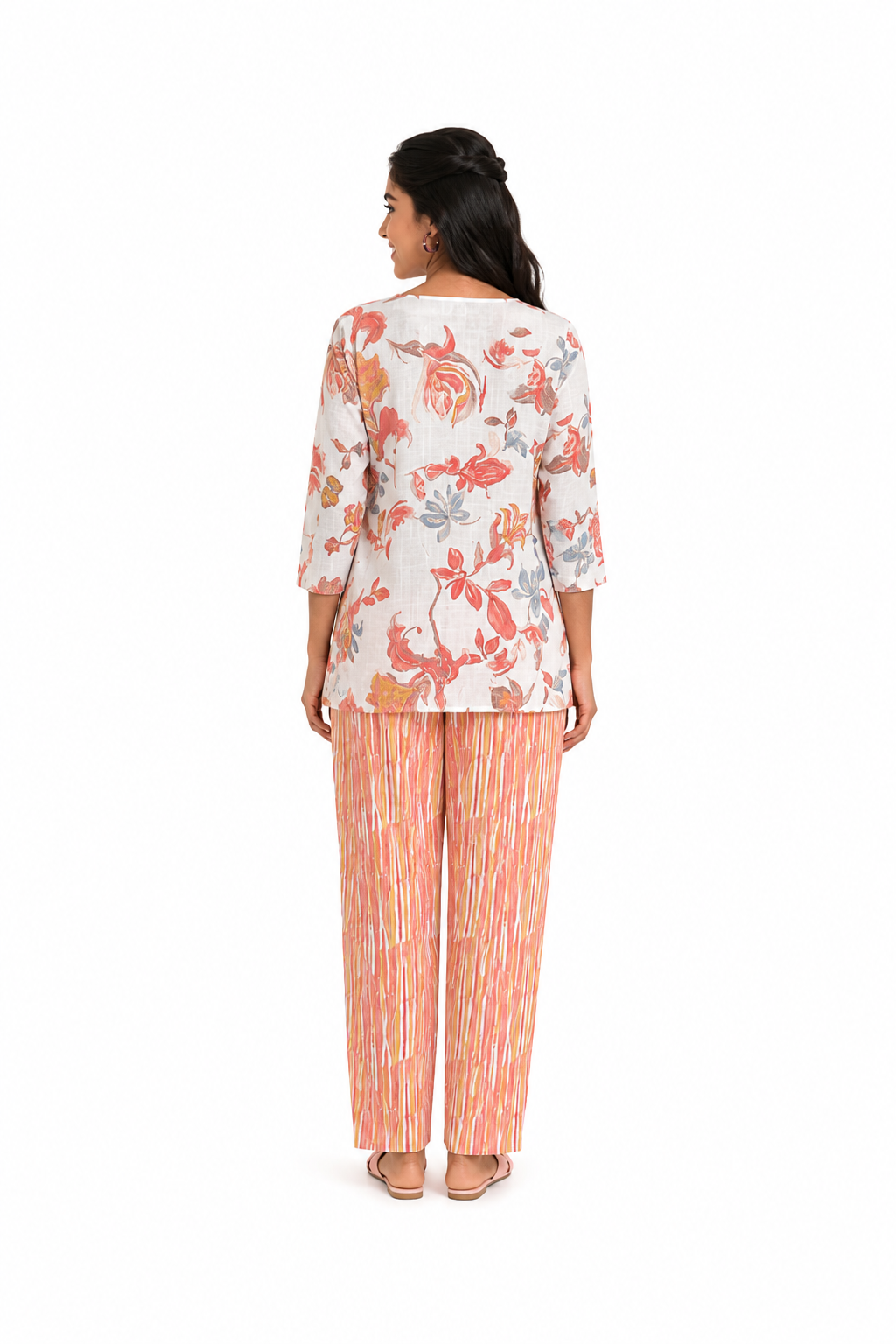 Mesmerro Golden Aqua Garden Mixed-Print Women’s Co-Ord Set with Notch-Neck 3/4 Sleeve Tunic & Straight-Fit Pants